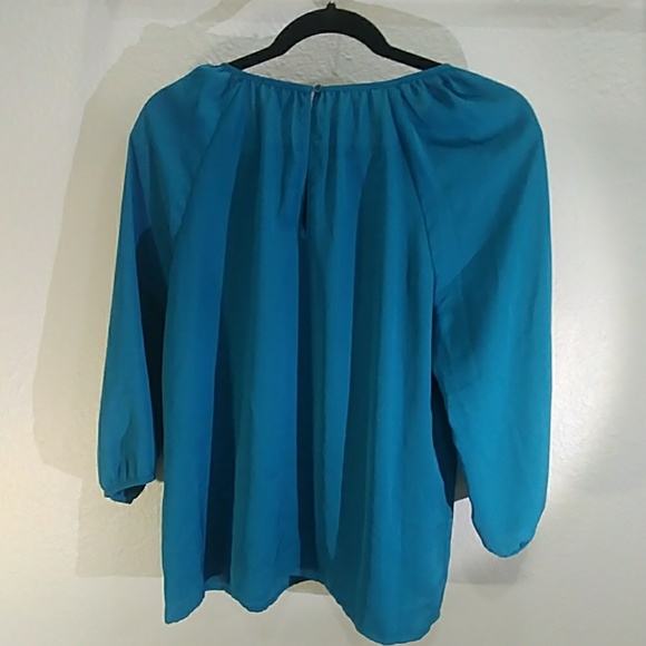 Teal silky blouse - Picture 5 of 5